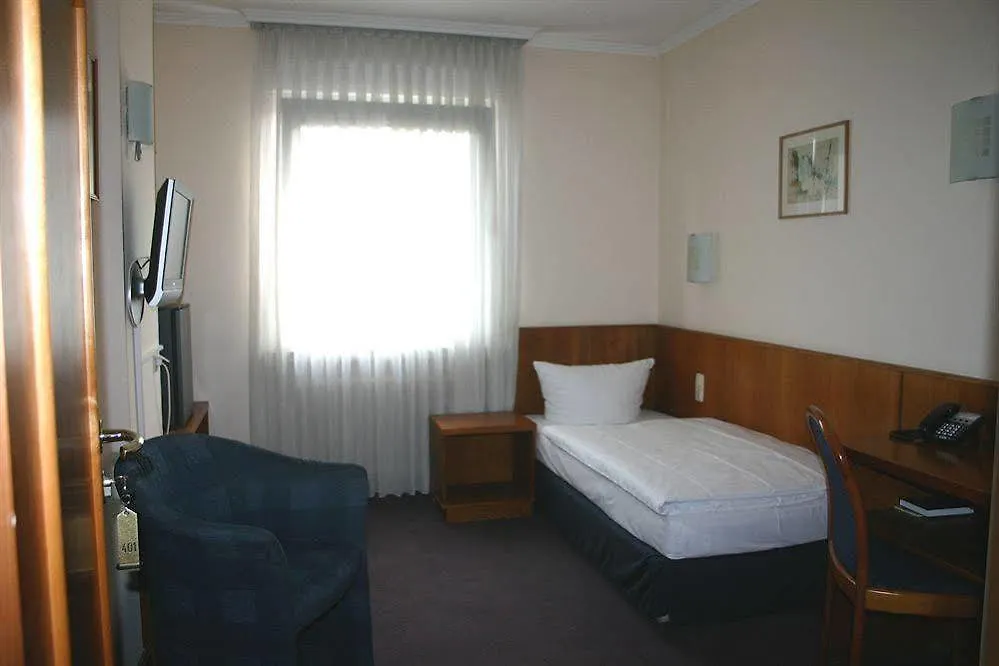 Hotel Niederrad Frankfurt am Main 3*,  Tyskland